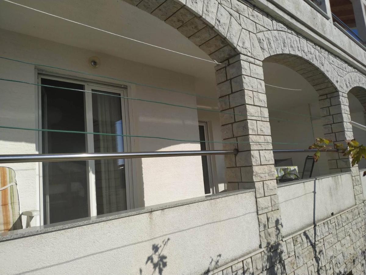 Apartments Marino Novi Vinodolski Exterior foto